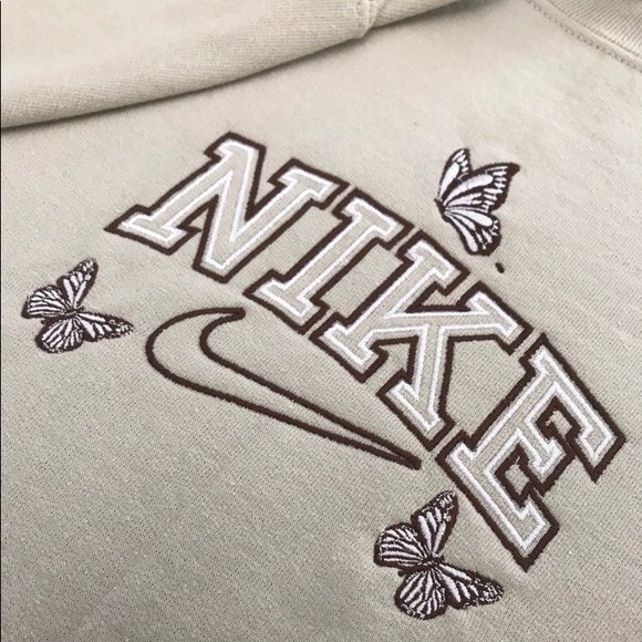 Nike Butterfly Sweatshirt - Picture 5 of 6